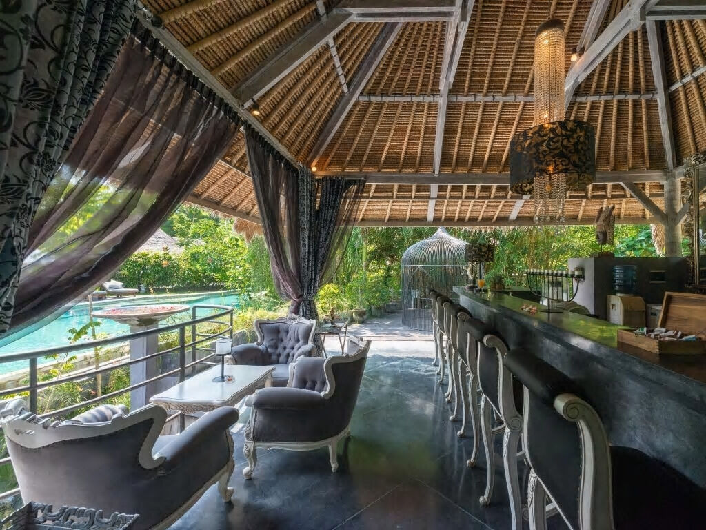 Nuits Baroques, Restaurant, Umalas, Bali.